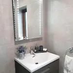 Atlantic Way Apartment *